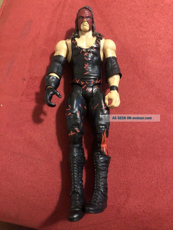 WWE Kane Series 22 Mattel Wrestling Action Figure 2011 Wrestler WWF mouth closed