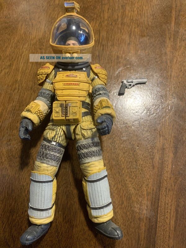 NECA Alien Isolation Amanda Ripley Compression Suit Figure | #32955382