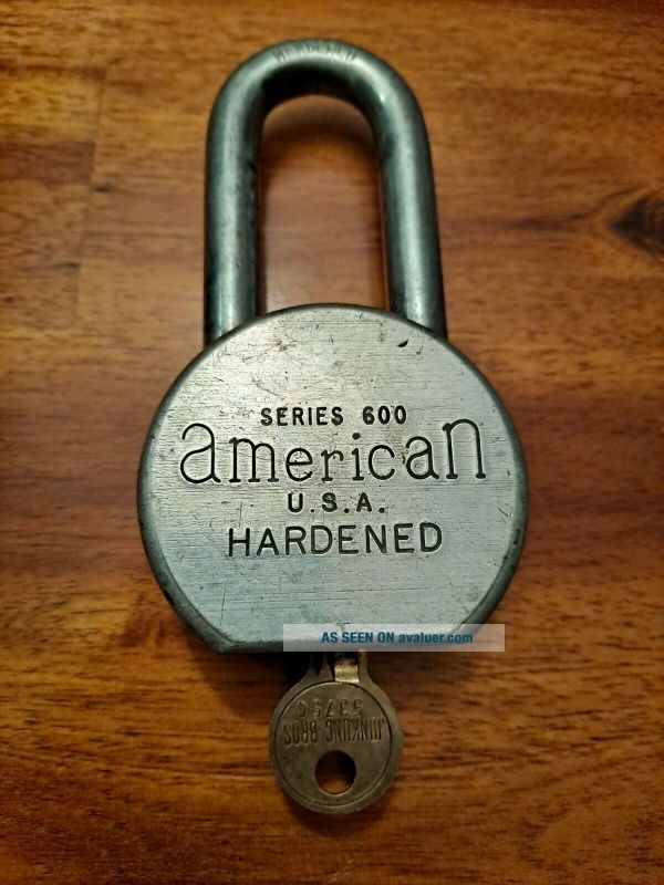 Vintage American U. S. A. Hardened Padlock Series 600 VHF With One Key ...