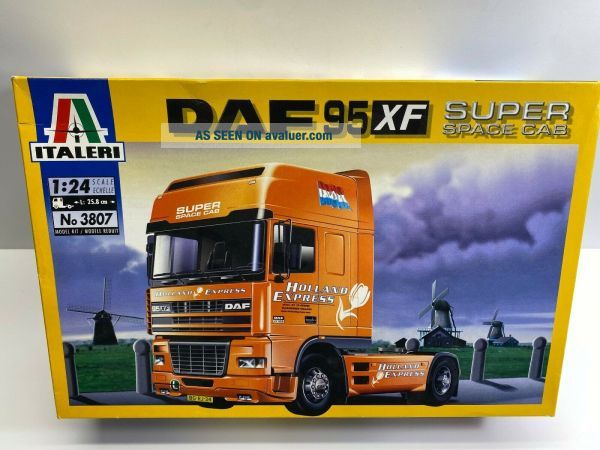 C Lab Model Kit Italeri 1:24 Scale DAF 95 XF Space Cab Semi Truck Model Kit | #47422799