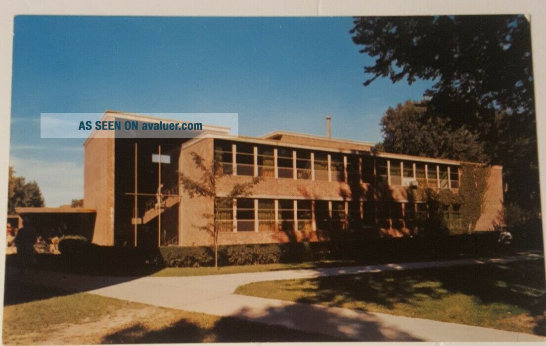 Via Science Vintage Iowa Postcard HALL OF SCIENCE GRINNELL COLLEGE IA 1960s | #58835564