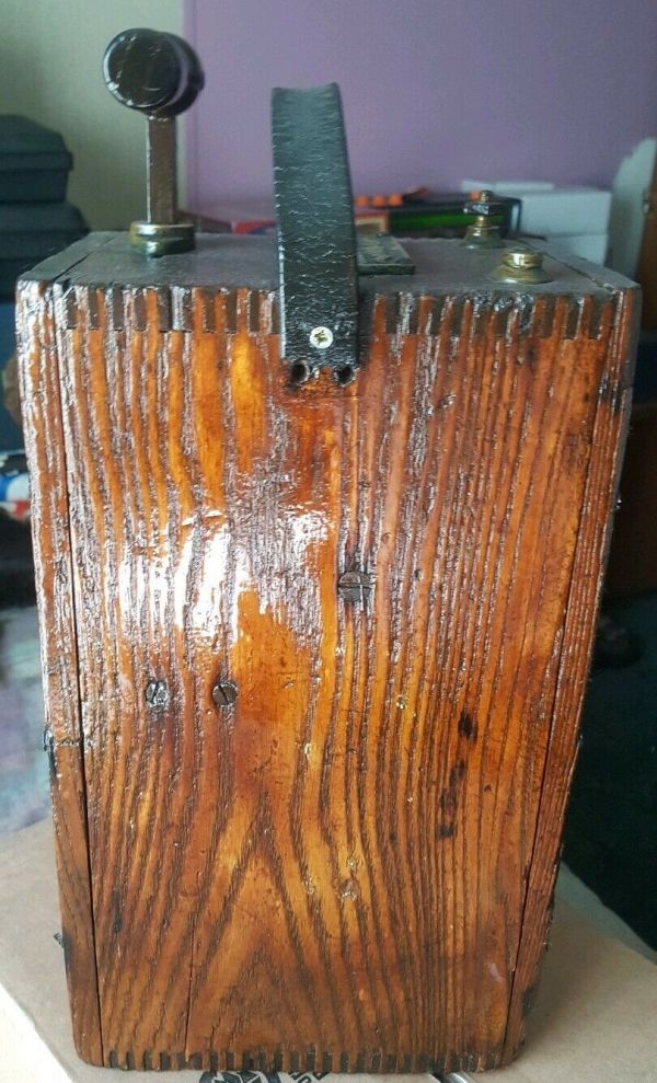 VINTAGE/ANTIQUE SB BLASTING MACHINE 3 WOODEN DYNAMITE DETONATOR PLUNGER