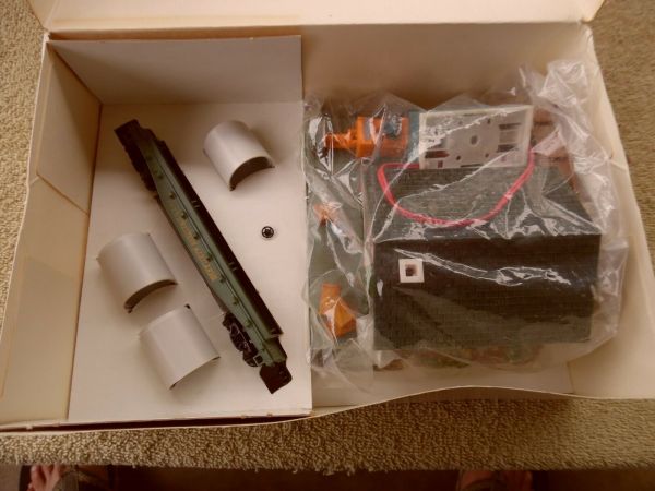 Freight Train Color Tyco HO Scale Freight Unloading Depot Item 931: 800 | #59512881